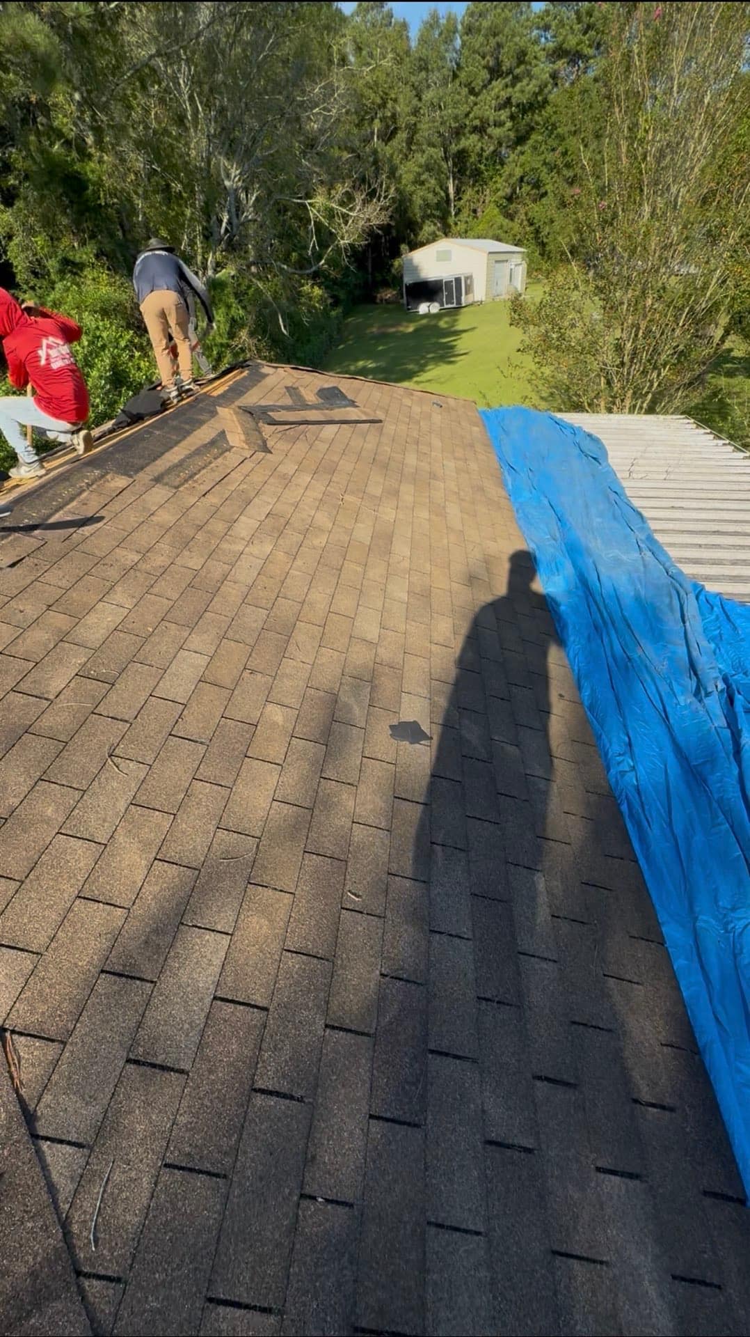 Seamless gutter installation dothan al - high-quality gutter guards and repair by local roofing experts.